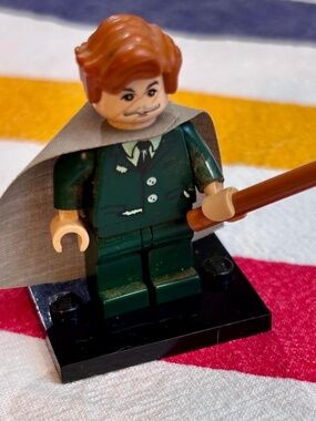 LEGO HARRY POTTER "Professor Remus Lupin - Dark Green Suit" hp042 LIKE NEW!